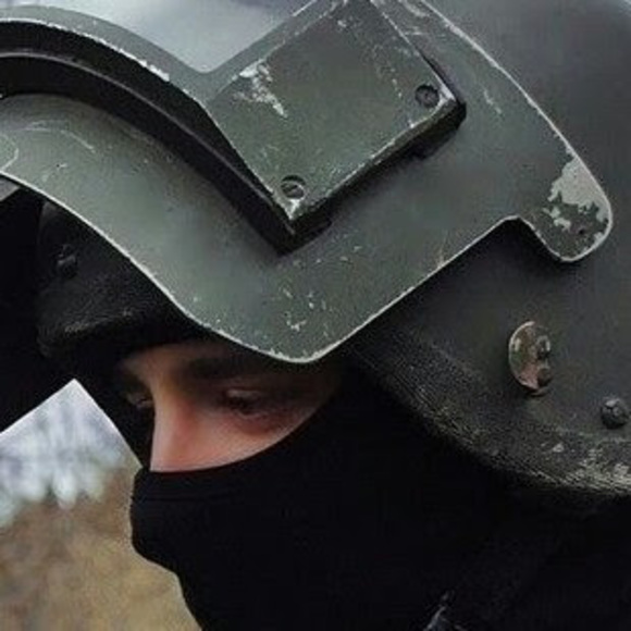 Meet your Posher, Aaron - Picture 1 of 1